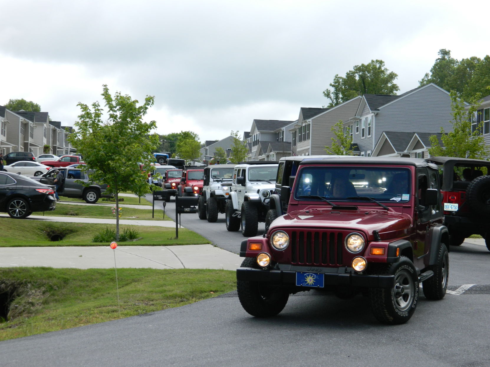 Troutman Jeep parade (101).JPG